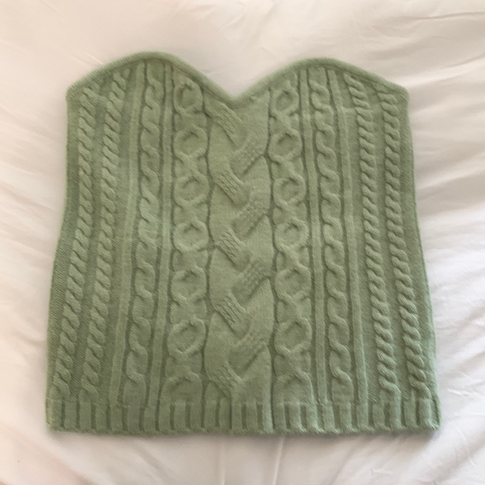 Knitted crop top